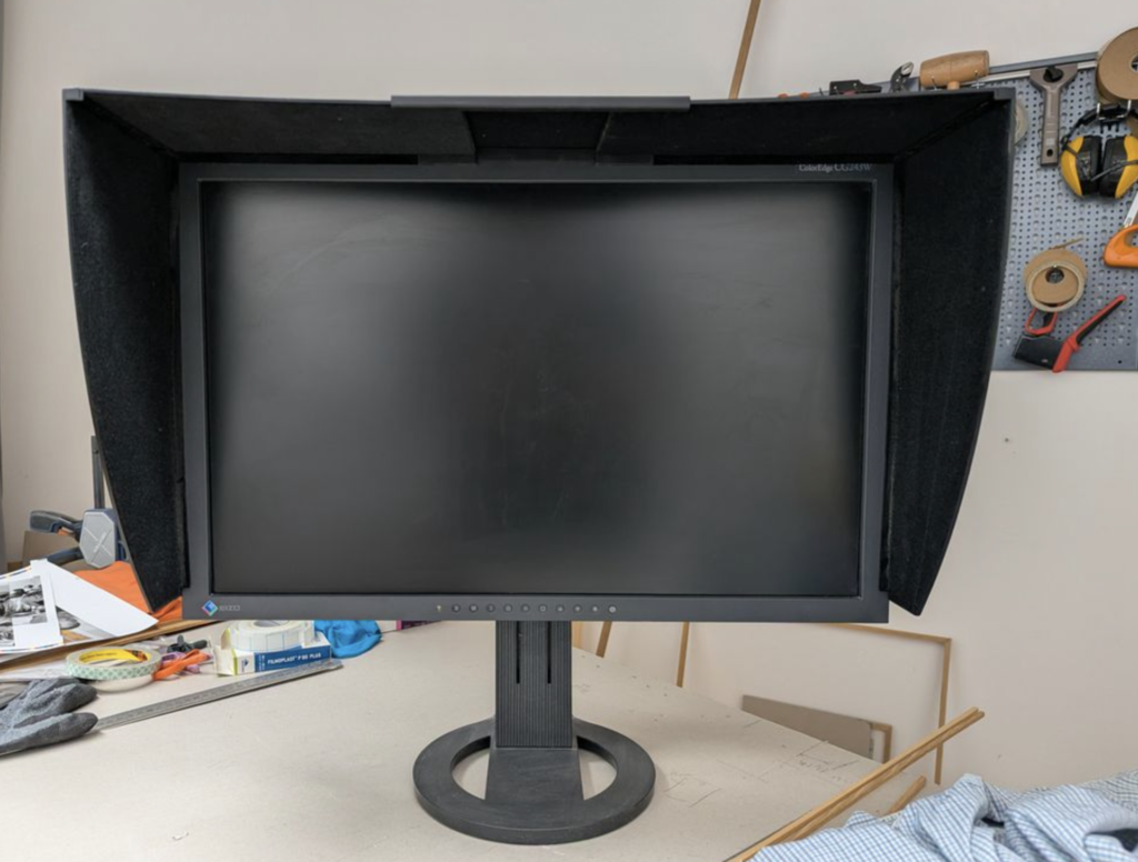 ECRAN EIZO